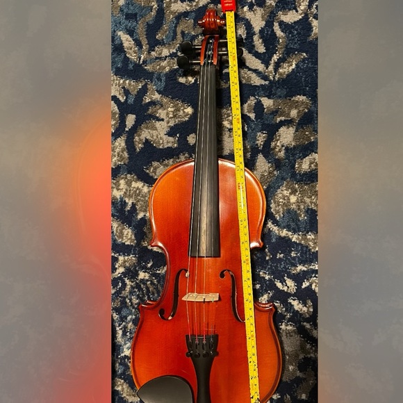Student Viola - Picture 4 of 4